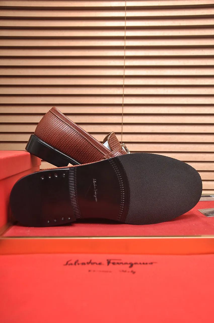 Men's shoes 💰460💶 [Ferragamo/Ferragamo] The latest model in the counter. Original imported open-sided high-quality cowhide hand-woven + imported 🐂 cowhide + original luxury metal buckle + original combined outsole. Comparison without pressure 38--45 (45 custom-made)